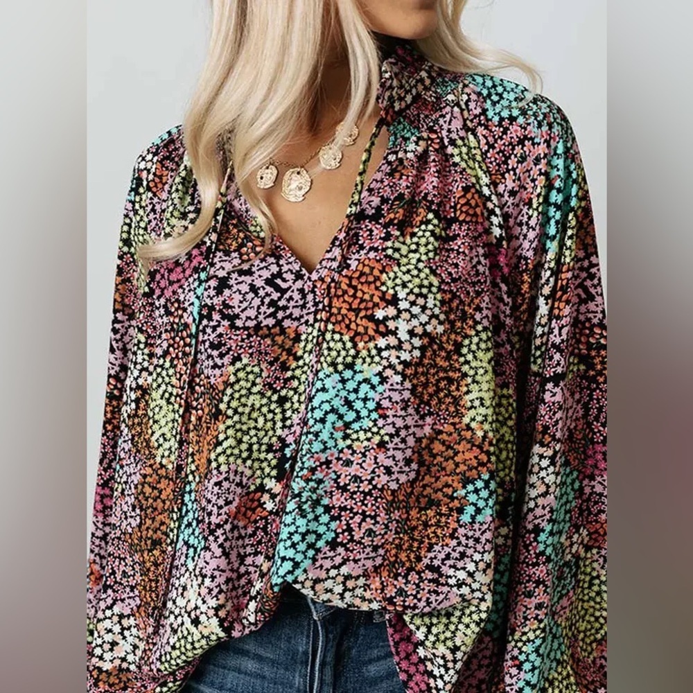 3/$30 ☀️ Fate Colorful Floral Women's Long Sleeve Blouse